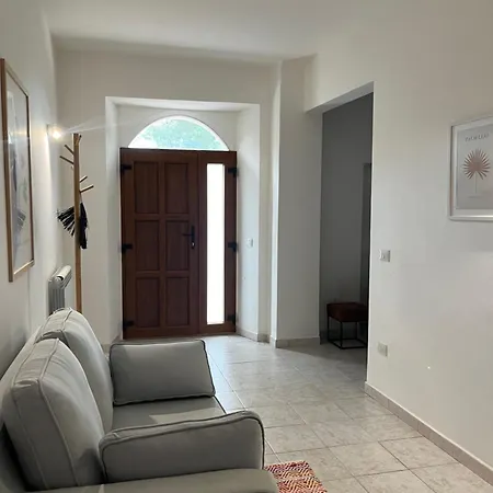 Casa Nella アパート